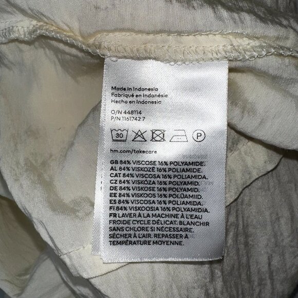 H&M Ivory Crinkle Textured Dressy Wrap Blouse XS | Clean Classy Minimalist Chic - Picture 7 of 8